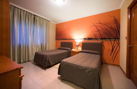 Hostal Restaurante Terra Cha Vilalba Chambre photo