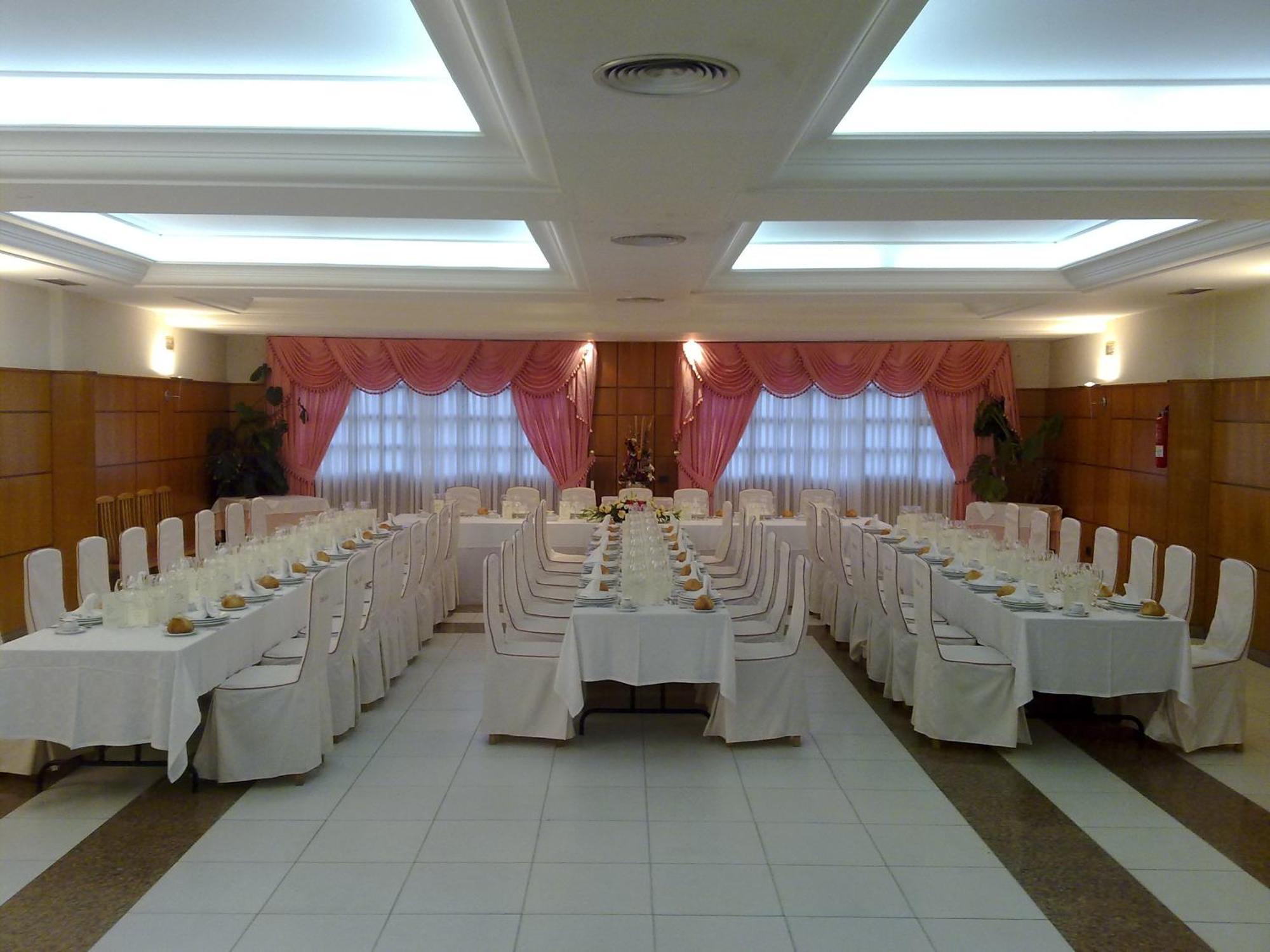 Hostal Restaurante Terra Cha Vilalba Extérieur photo